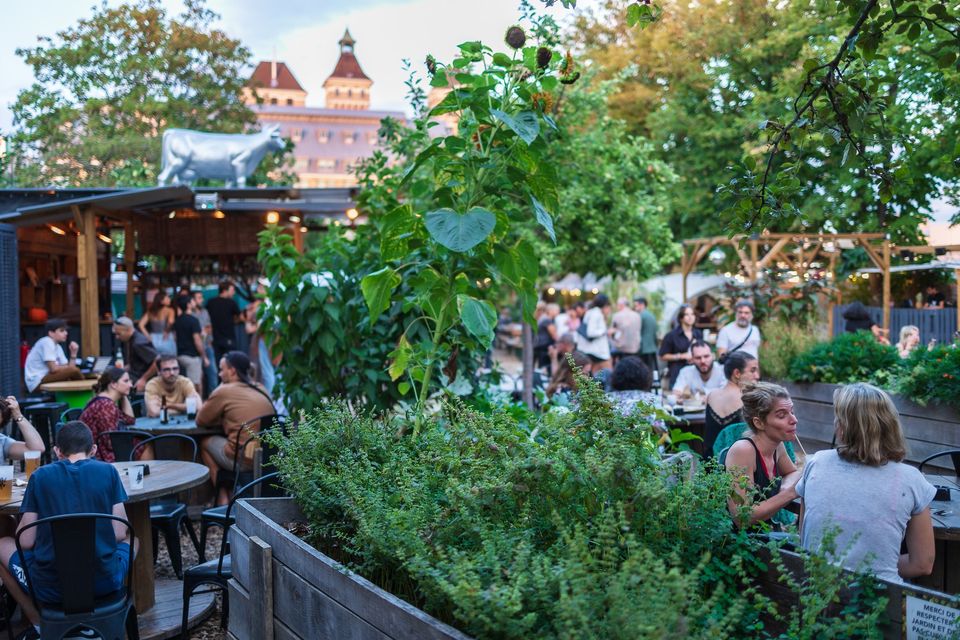 Essen, Trinken, Sport und Feiern: Im Jardin21 gibt es fast nichts, das man nicht machen kann © Jardin21